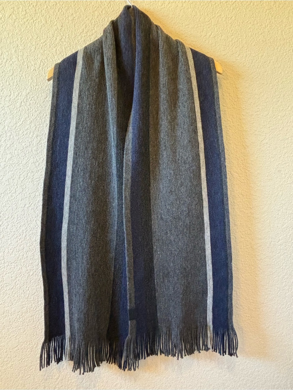 NWOT Michael Kors Grey & Blue Striped Fringe Scarf